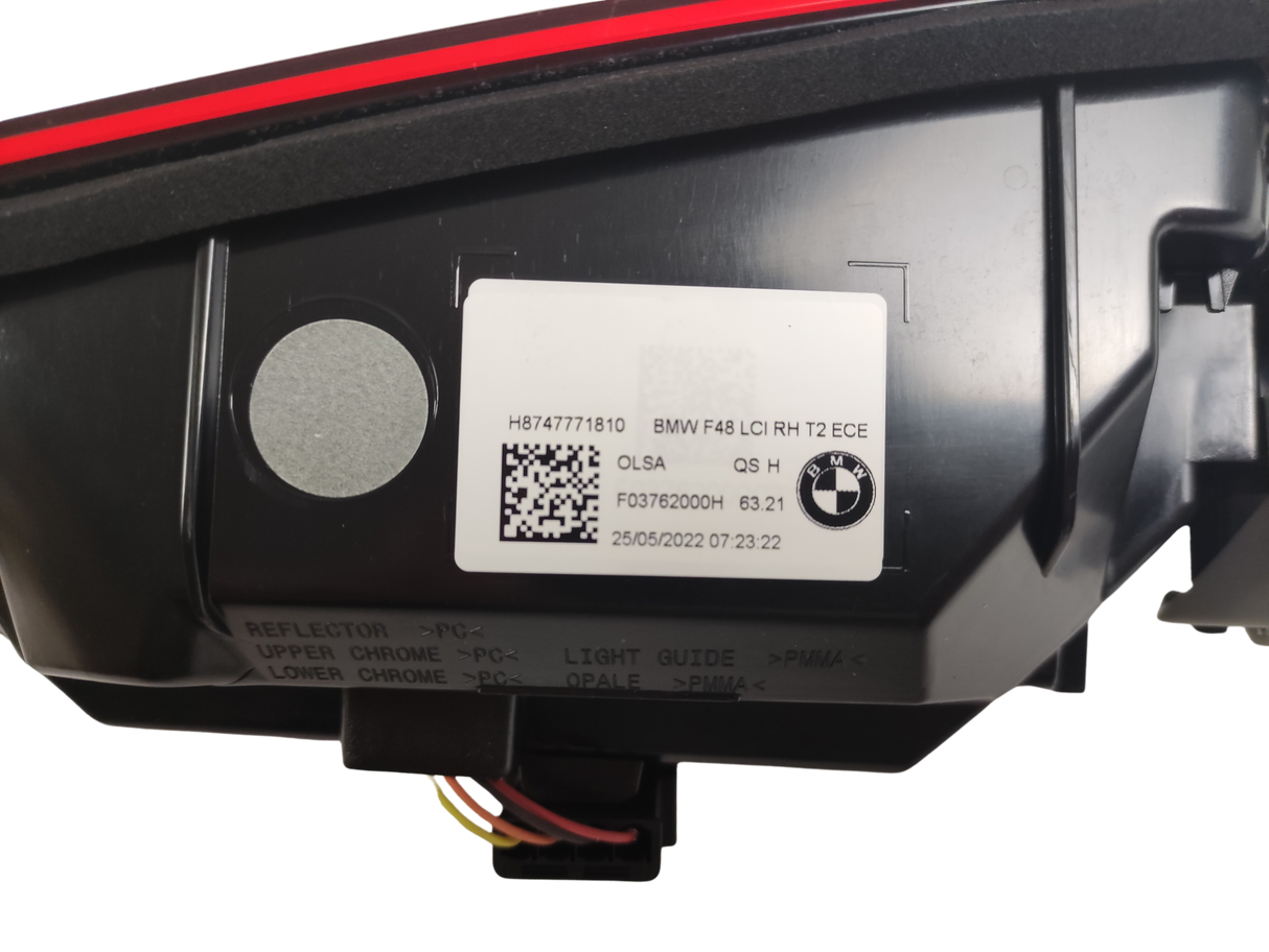 BMW X1 F48 LCI Originale Fanale Posteriore Interno LED DX 63217477718