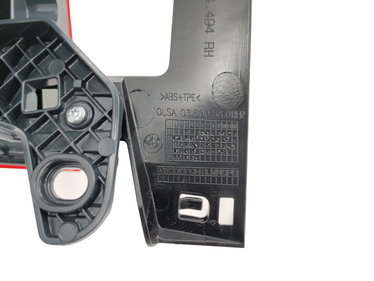 BMW SERIE 1 Fanale Posteriore Esterno Retromarcia LED DX 63217359018